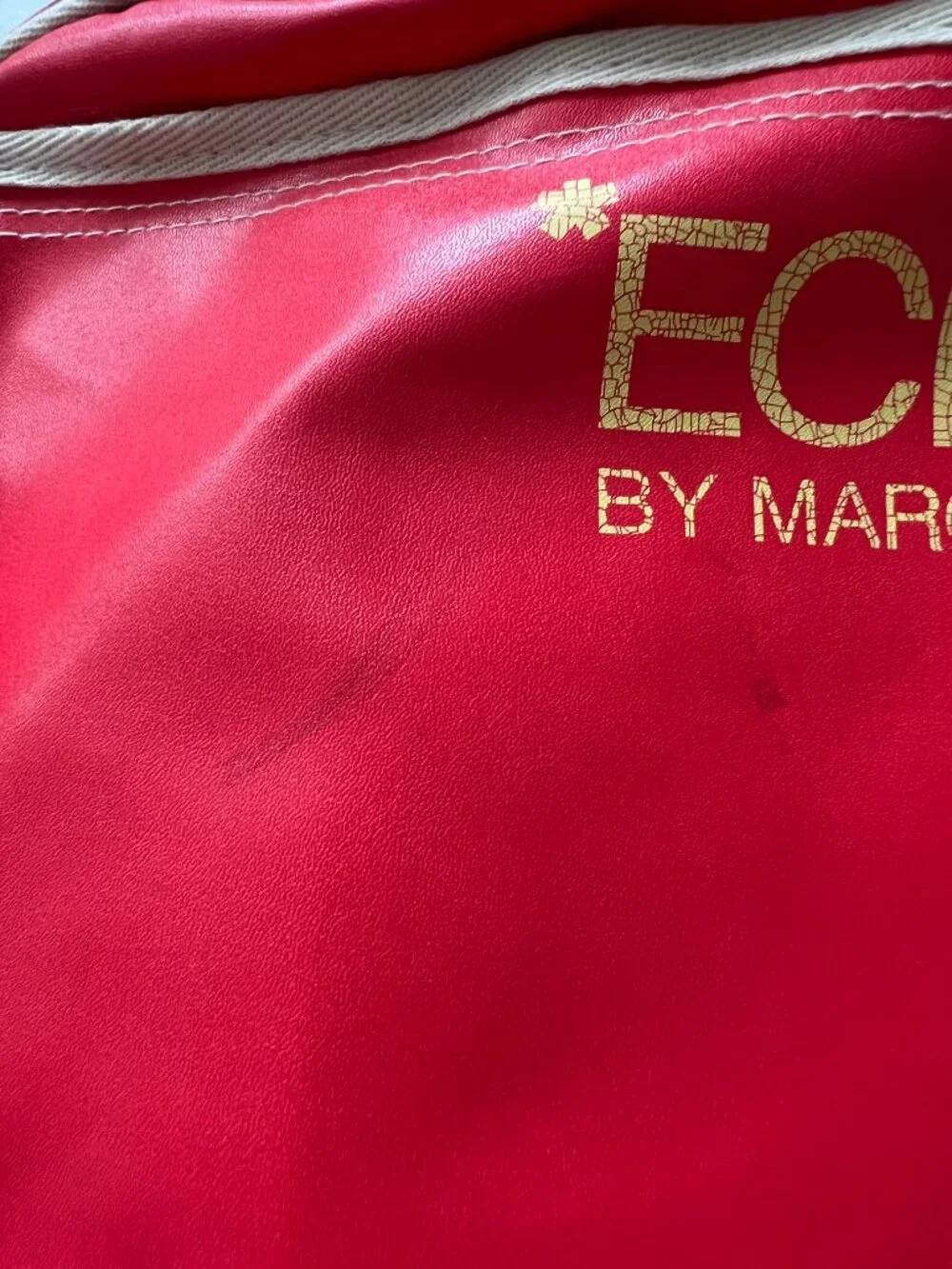 y2k Ecko messenger bag shoulder crossbody red cream vinyl retro zip up marc
